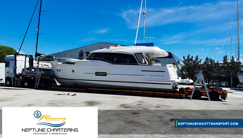 Greenline 48 and Greenline 39 - 02